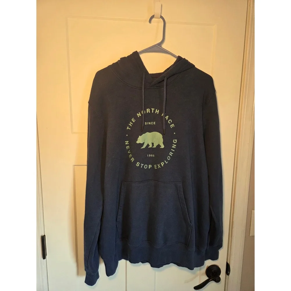 The North Face Mens Navy Bear Graphic Pullover Hoodie Large Never Stop Exploring